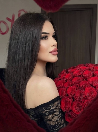 Транссексуалка Карина